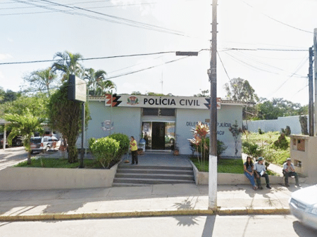 Caso aconteceu em Pariquera-Açu, cidade com 19 mil habitantes; segundo Polícia Civil, pastor é considerado foragido  - Reprodução/Google Maps