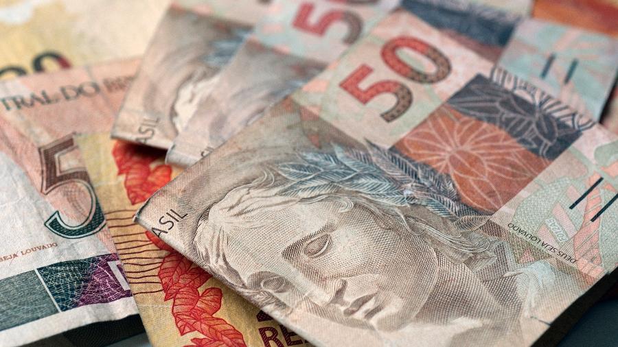 Segundo o Ministério do Trabalho, o pagamento do 13º vai injetar R$ 56,7 bilhões na economia - Getty Images