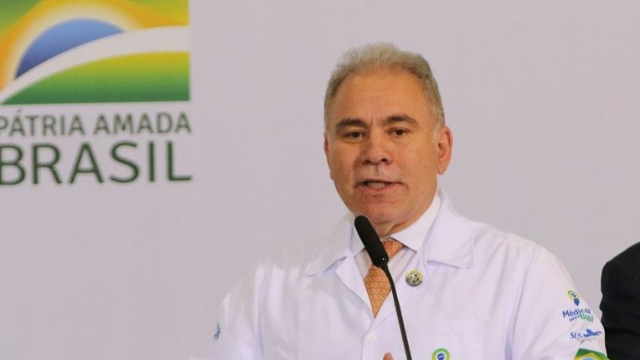 O ministro da Saúde, Marcelo Queiroga, diz que "temos que aprender a conviver com a covid" - Fabio Rodrigues-Pozzebom/Agência Brasil
