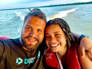 Casal descobre no meio de rio amazônico que recebeu investimento do Google