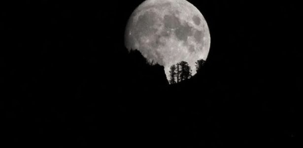 Segunda superlua do ano ilumina céu do Brasil nesta semana; veja dia e hora