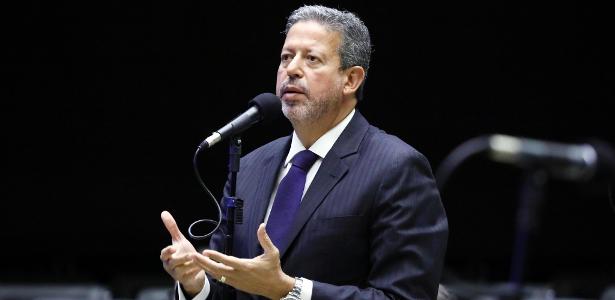 Articulação política | Expoente do centrão, Arthur Lira vira líder informal do governo na Câmara