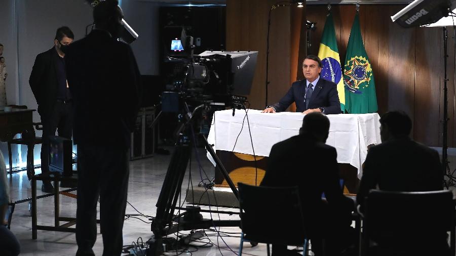 Bolsonaro em mais uma tentativa de fabricar a imagem do Brasil - Marcos Corrêa/PR