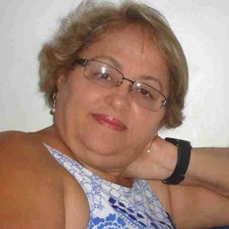A jornalista Lucélia Fernandes, morta na quinta pela covid e falta de UTI - Arquivo Pessoal