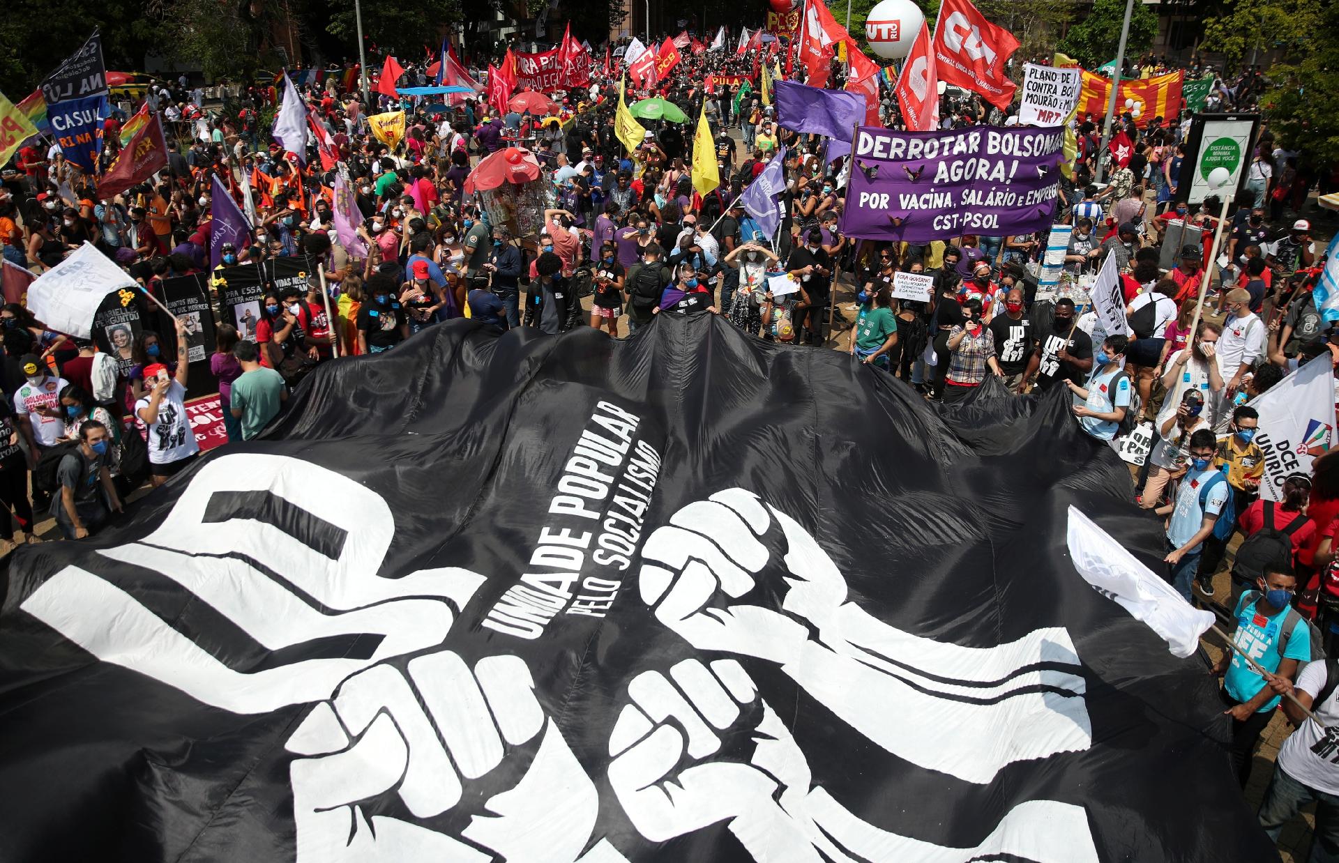 7.set.2021 - Manifestantes protestam contra o presidente Jair Bolsonaro (sem partido), no Rio de Janeiro - REUTERS/Ricardo Moraes