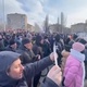 12.mar.2022 - Protesto em Melitopol, na Ucrânia, pela libertação do prefeito da cidade - Reprodução/Kirill Timoshenko