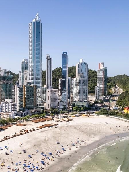 Litoral de SC tem as únicas cidades com preço médio do m² acima de R$ 15 mil Litoral de SC tem as únicas cidades com preço médio do m² acima de R$ 15 mil