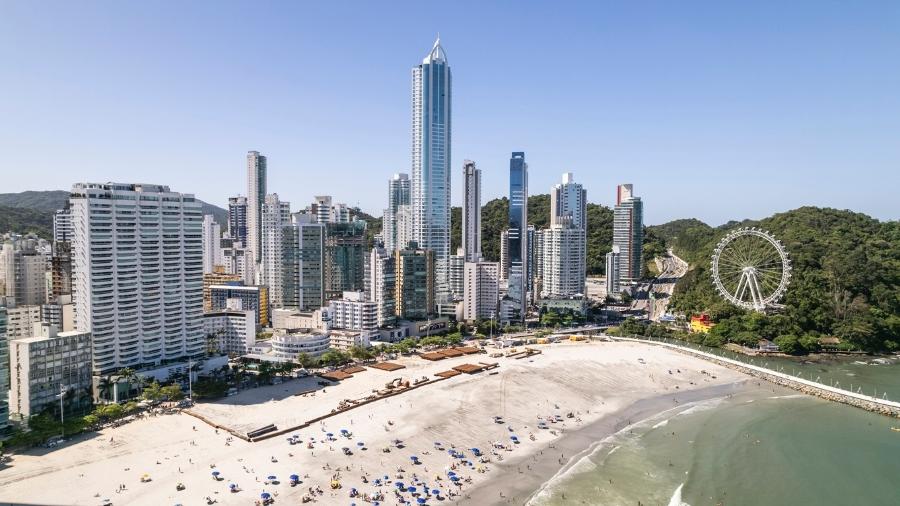 Balneário Camboriú (SC) tem o metro quadrado mais caro do Brasil, à frente de Itapema (SC) e São Paulo (SP) - Anderson Coelho/Getty Images via iStock