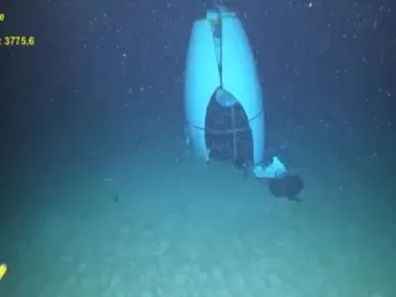 Imagem inédita mostra como ficou submarino Titan após implosão no mar