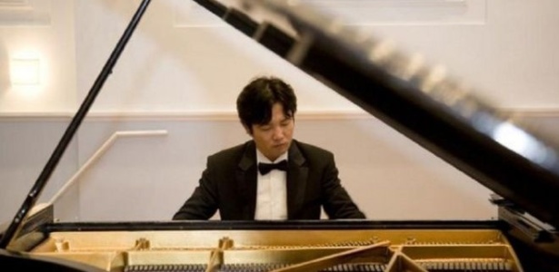 O pianista Kim Chel-woong foi denunciado após tocar balada de Richard Clayderman - Kim Chel-woong/BBC