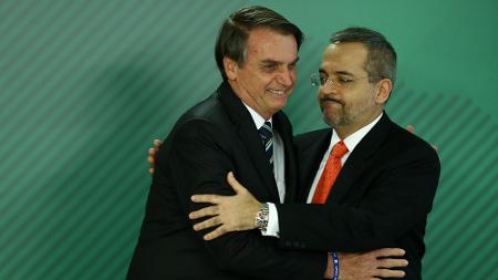 Freire diz que Bolsonaro é inepto e que Weintraub não tem compostura para o cargo de ministro da Educação - Pedro Ladeira/Folhapress