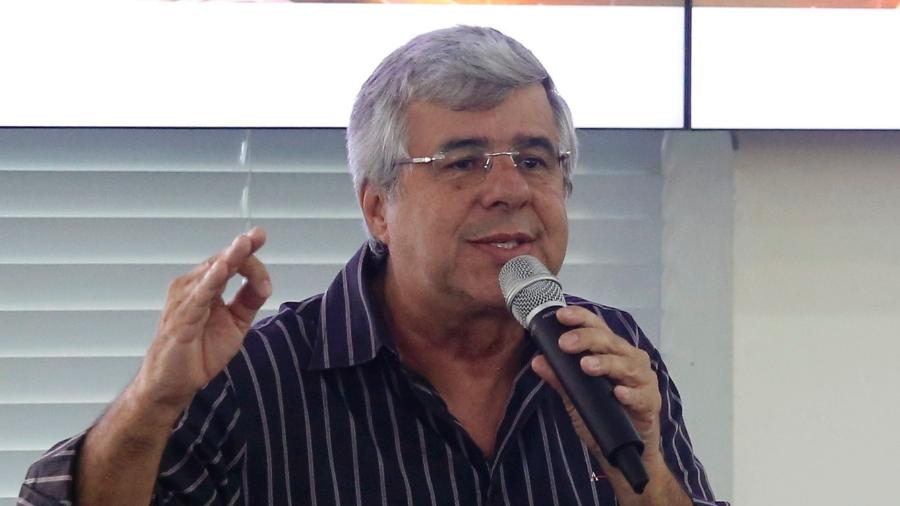13.ago.2019 - O jornalista Paulo Fona, exonerado do cargo de secretário de imprensa do presidente Jair Bolsonaro (PSL), quando era secretário de Comunicação do Distrito Federal, em 2017 - Dênio Simões/Agência Brasília