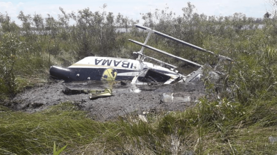 Helicópetero do Ibama caiu em Poconé (MT). O coronel do Corpo de Bombeiros do Pará, Mauro Tadeu, que pilotava a aeronave no momento, não resistiu e morreu no local - Ciopaer