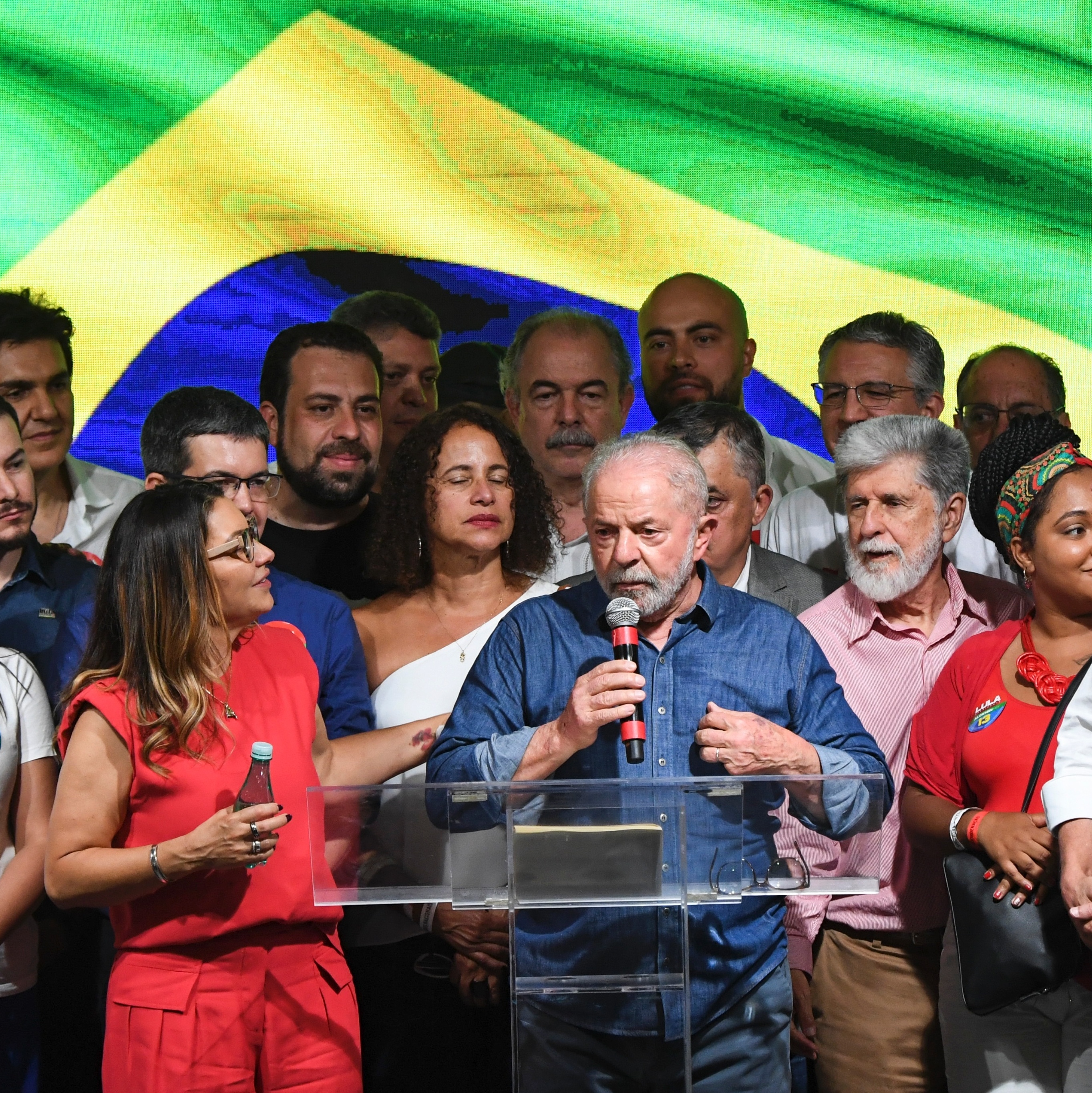 É falso que Lula não foi convidado para a COP27 e falou para 'ONG