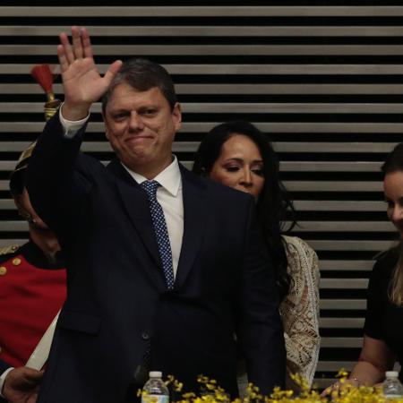 Tarcísio de Freitas durante cerimônia de posse na Assembleia Legislativa de São Paulo -  SUAMY BEYDOUN/AGIF - AGÊNCIA DE FOTOGRAFIA/AGIF - AGÊNCIA DE FOTOGRAFIA/ESTADÃO CONTEÚDO