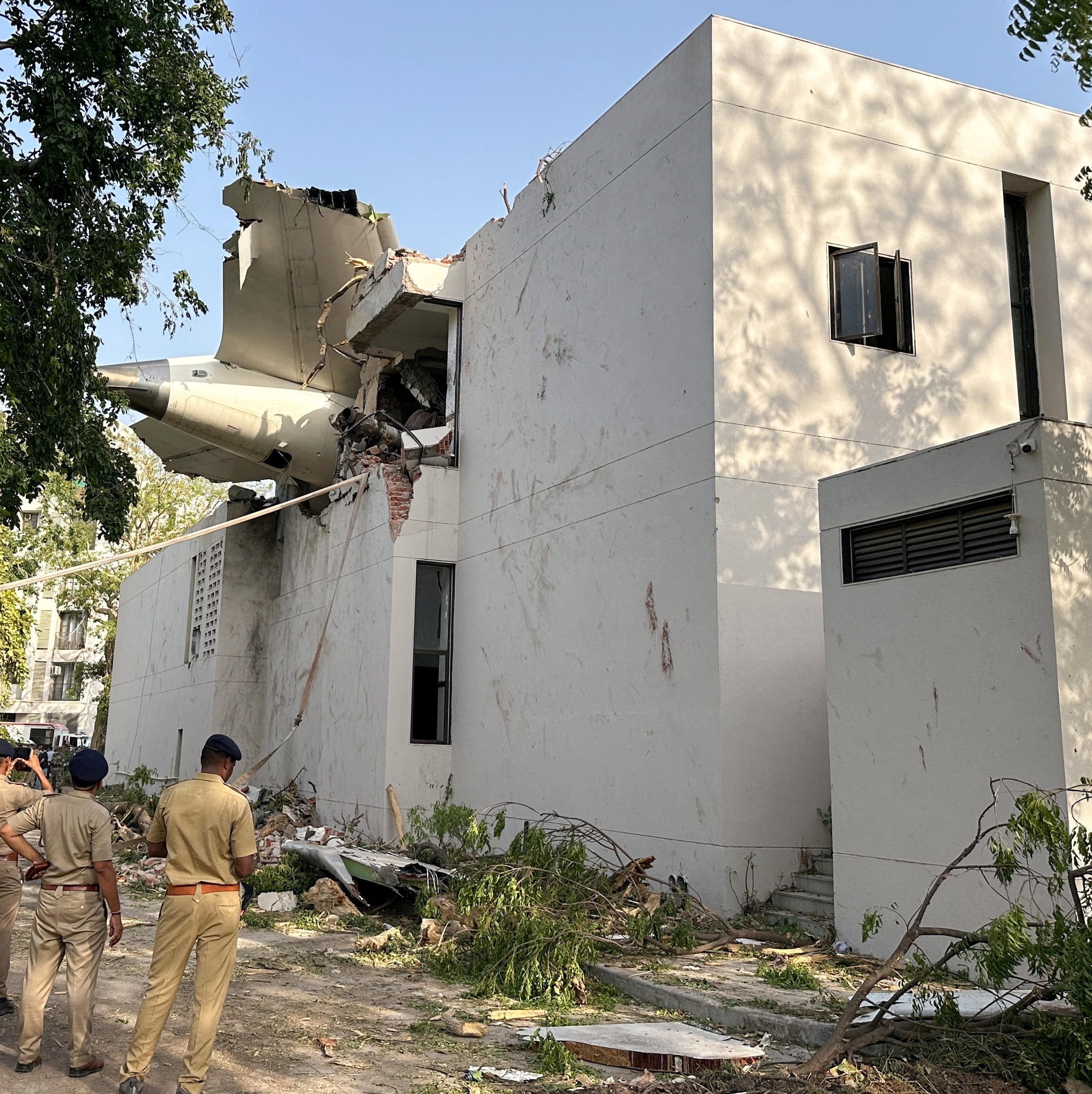 Perito: Falha na propulsão pode ter causado queda de avião na Índia