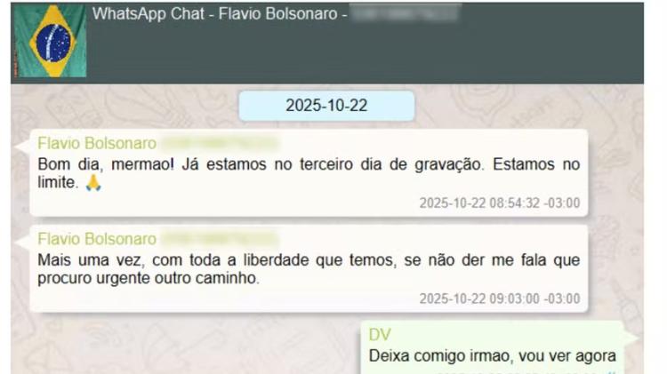"Estamos no limite", diz Flávio a Vorcaro ao pedir dinheiro para o filme sobre o pai