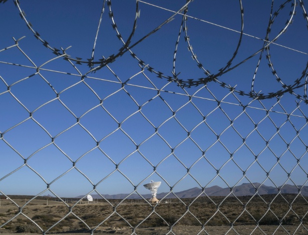 Antena parabólica de 450 toneladas em estação espacial chinesa na Patagônia - Mauricio Lima/The New York Times