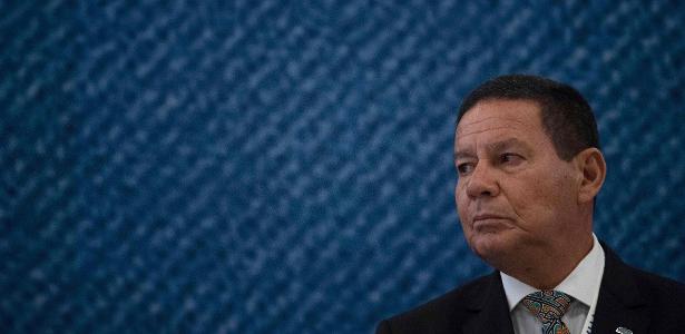 Milícias precisam ser enfrentadas, diz Mourão após desabamento no Rio