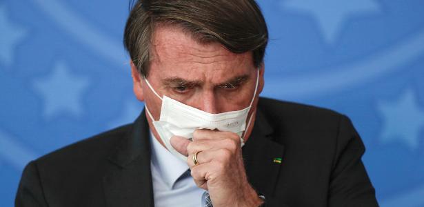 Com estados restritos, Bolsonaro tira Páscoa para criticar isolamento