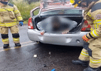 Homem que foi encontrado em porta-malas de carro é investigado por estupro - Reprodução/RBS TV/Corpo de Bombeiros