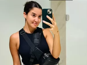 Ela largou emprego de 7 anos para fazer story dos outros e ganha 5x mais