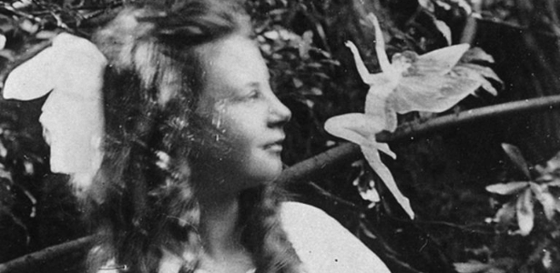 17.set.2017 - Menina britânica chocou o mundo com a divulgação de fotos com fadas, em 1920: era uma farsa - Granger Historical Picture Archive / Alamy Stock Photo - Granger Historical Picture Archive / Alamy Stock Photo