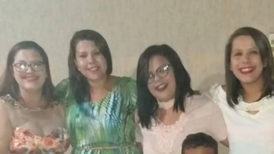 Lígia, Dalylla, Talytta e Samylla: filhas relatam viver pesadelo após morte de mãe em decorrência da covid-19 - Acervo pessoal