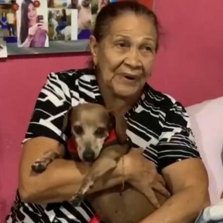 Cachorro Bob levou pano incendiado até cuidadora, que retirou idosos de quarto incendiado - TV Subaé/Reprodução de vídeo