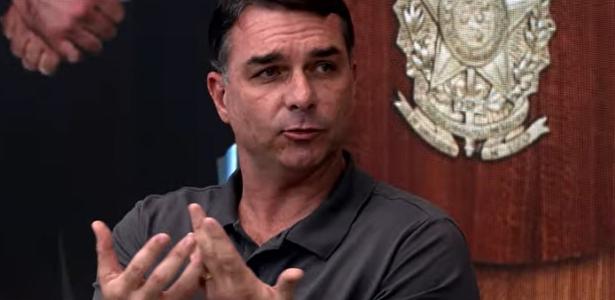 Pressão política derruba Ibovespa e dólar; veja os destaques da quarta