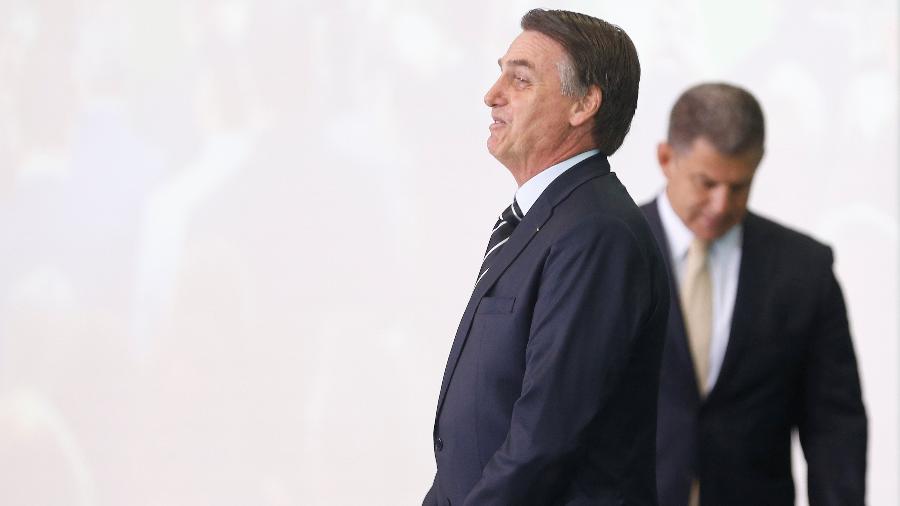 2.jan.2019 - O presidente Jair Bolsonaro e Gustavo Bebianno em cerimônia no Palácio do Planalto, em Brasília - Adriano Machado/REUTERS