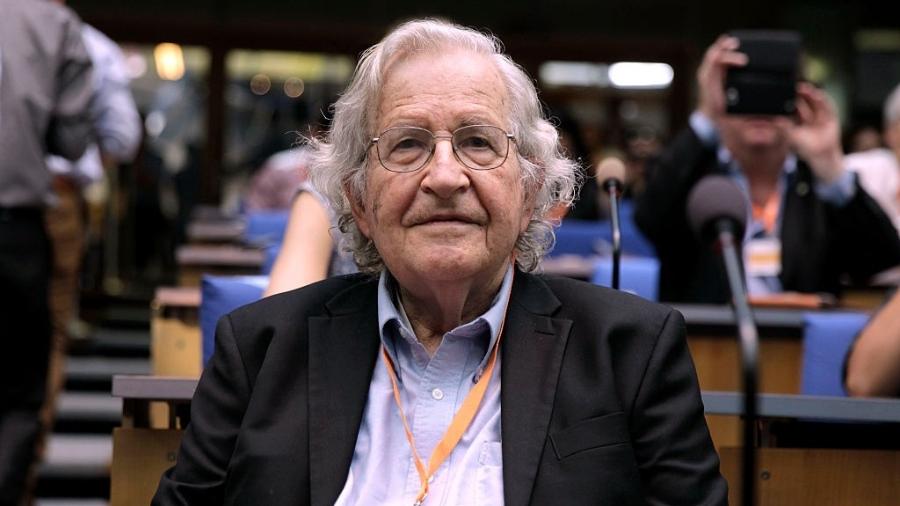 17.jun.2013 - Noam Chomsky, professor de linguística no MIT (Instituto de Tecnologia de Massachusetts), nos EUA, durante evento na Alemanha - Brill/ullstein bild via Getty Images