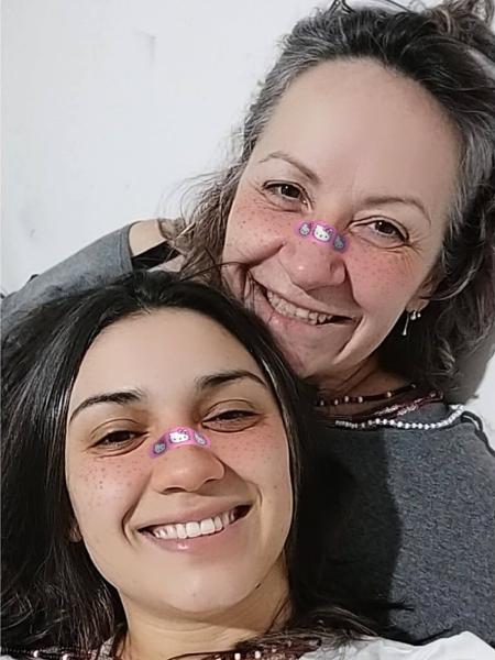 As namoradas Jurema, 52, e Emanueli, 23, - Reprodução/Facebook/santosemanueli17