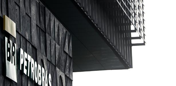 Petrobras estuda demissão voluntária para mil funcionários, dizem fontes