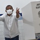 29.nov.2020 - Candidato a prefeito de João Pessoa, Nilvan Ferreira (MDB) vota na Escola Municipal Seráphico Nóbrega no Bairro de Tambaú - Josemar Goncalves/Folhapress