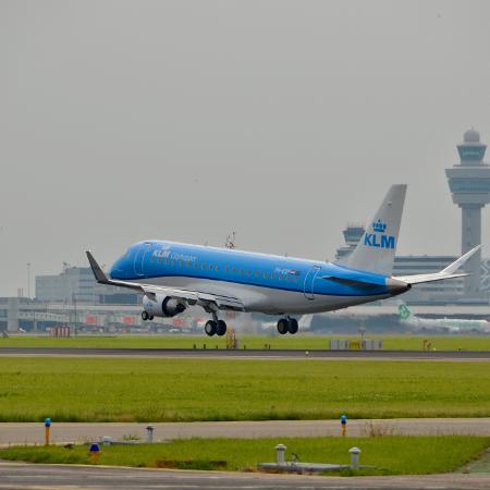 Avião da KLM, do grupo franco holandês Air France-KLM, decola (imagem de arquivo) - Divulgação