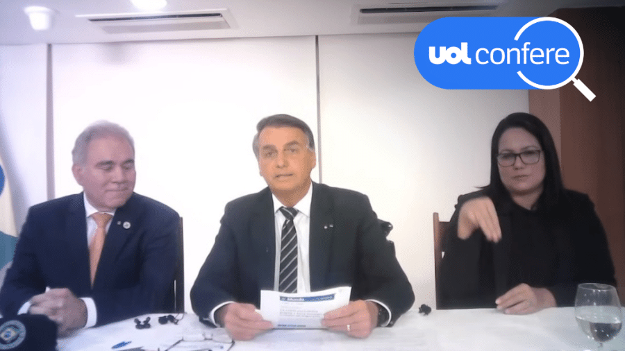 26.ago.2021 - O presidente Jair Bolsonaro participa de live ao lado do ministro da Saúde, Marcelo Queiroga - Reprodução/YouTube Jair Bolsonaro