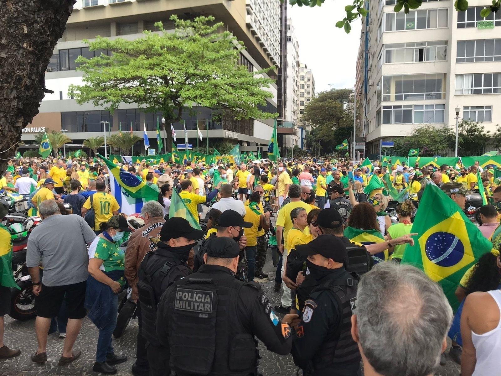 7.set.2021 -Manifestantes pró-Bolsonaro reunidos em ato em Copacabana, no Rio de Janeiro - Marcela Lemos/UOL