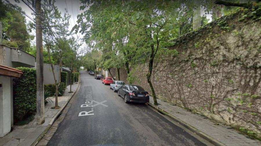 Rua República Dominicana, no bairro Morumbi, em São Paulo, teria sido monitorada por drones - Reprodução/Google Street View