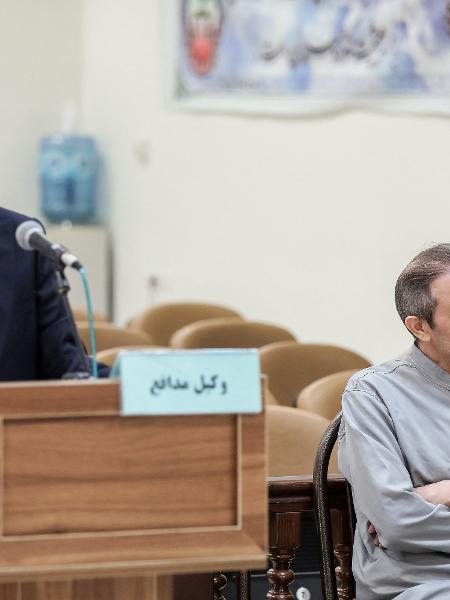 Habib Farajollah Chaab durante julgamento em Teerã, em 25 de outubro de 2022 - WANA NEWS AGENCY/via REUTERS