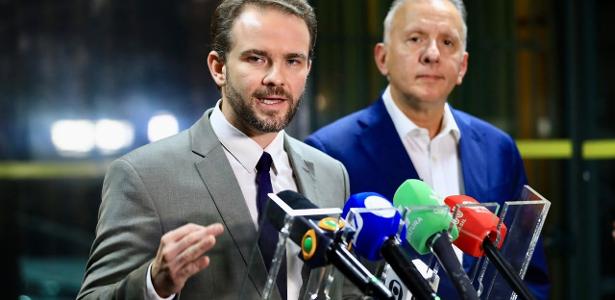 Campanha de Flávio Bolsonaro tenta sabotar reforma tributária, diz Durigan