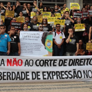 Servidores do Judiciário mineiro fazem ato em apoio a servidores processados pelo TJ-MG - Ana Paula Drummond Guerra/Serjusmig