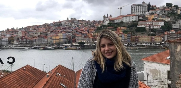 20.out.2018 - Julia Comarin, de 18 anos, conseguiu neste ano vaga no curso de Direito da Universidade Lusófona, em Portugal - Acervo Pessoal