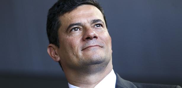 Moro instruiu Lava Jato a não apreender celulares de Cunha, aponta diálogo