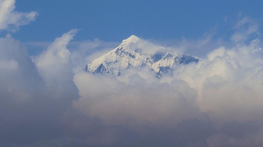 7.mai.2023 - Foto do Monte Everest, na Cordilheira do Himalaia, Nepal - SEBASTIEN BERGER/AFP