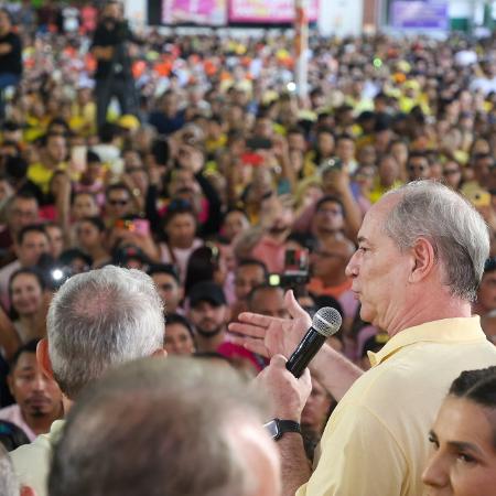 28.jul.2024 - Ciro discursa durante convenção do PDT que lançou Sarto