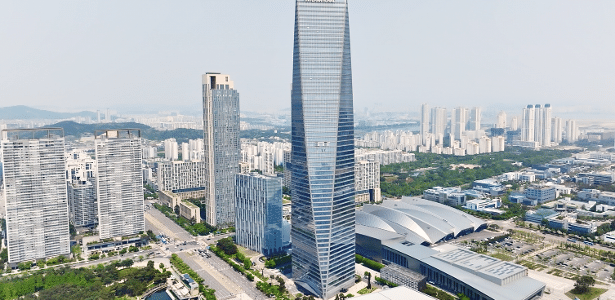 Gigante coreana dá calote bilionário, deixa R$ 109 na conta e pede falência