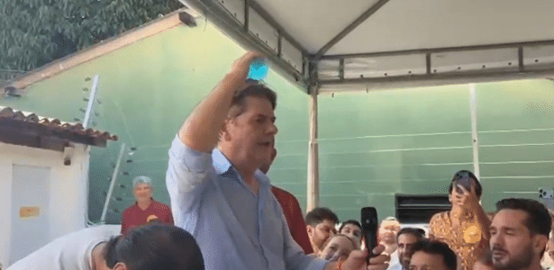 Cid Gomes passa mal durante convenção do PSB no Ceará