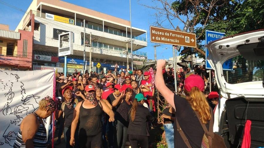 14.mar.2019 - Mulheres do MST protestam contra Vale em Minas Gerais - Reprodução/Facebook/MST