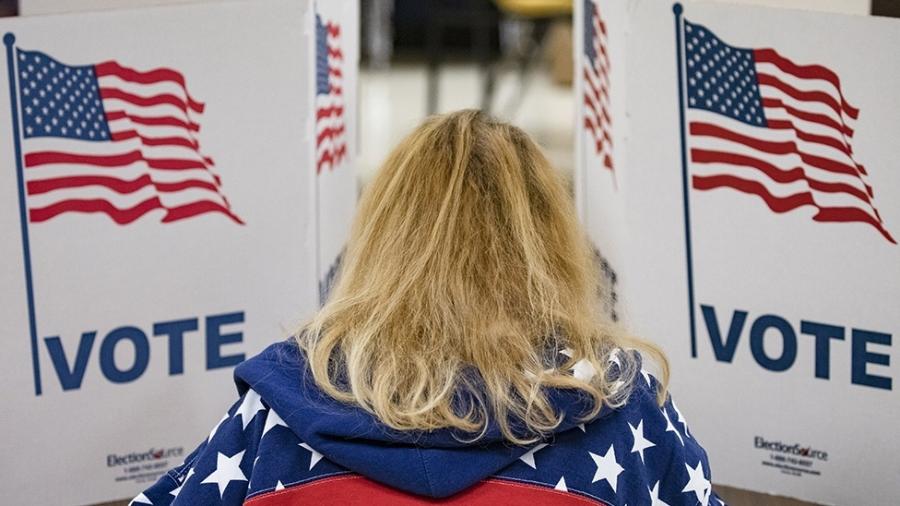 EUA não realizam eleição direta, e um candidato pode ganhar eleição mesmo se não for o mais votado pelos eleitores - Samuel Corum/Getty Images